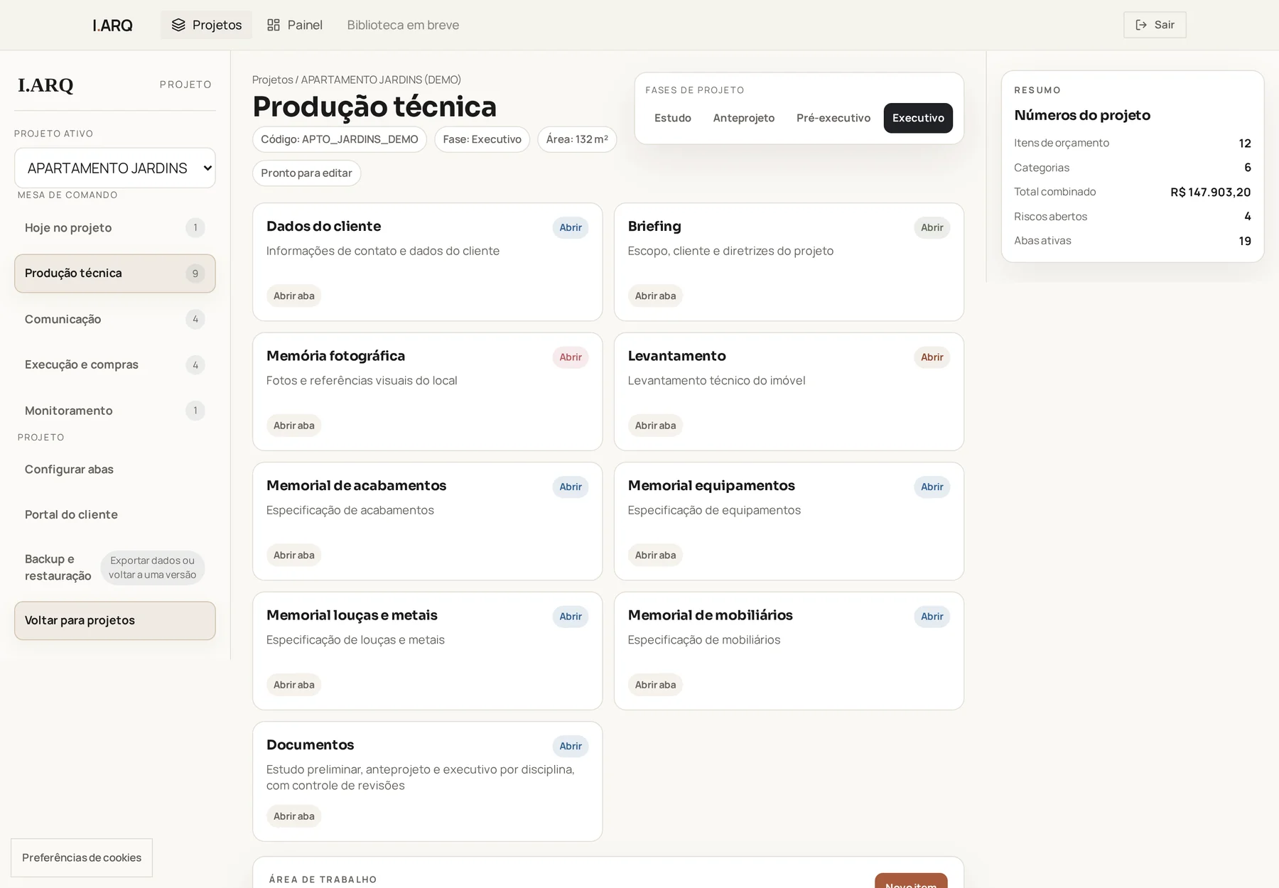 Produção técnica, documentos e revisões no iArq